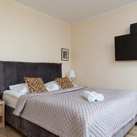Royal Park Apartments Warsaw Sielecka By Noclegi Renters Zewnętrze zdjęcie