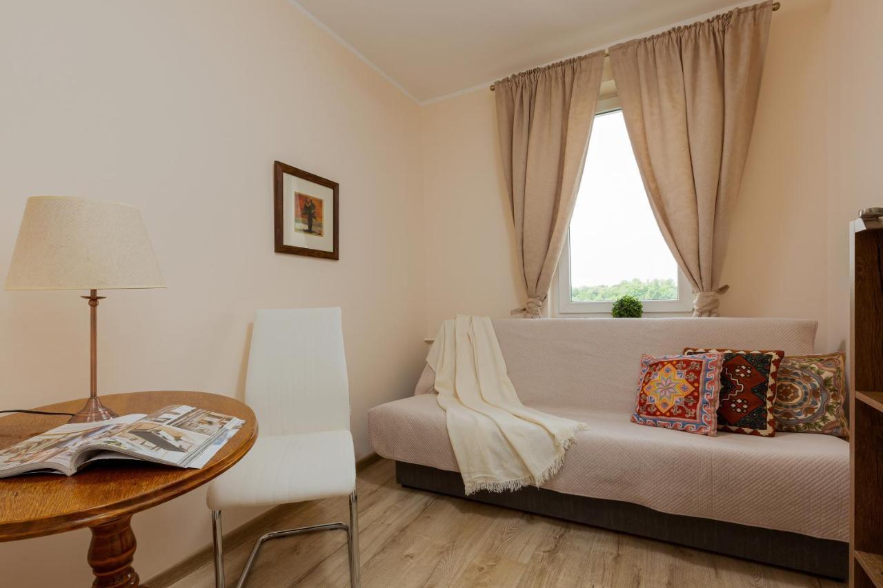 Royal Park Sielecka By Renters Apartment *