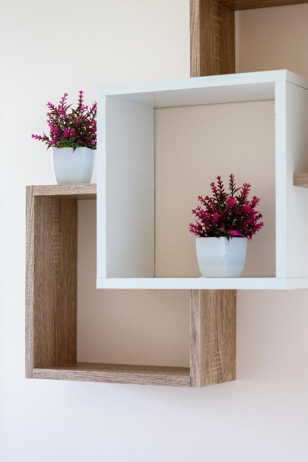 Royal Park Sielecka By Renters Apartment Warsaw